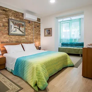 Artistic Oda ve Kahvaltı